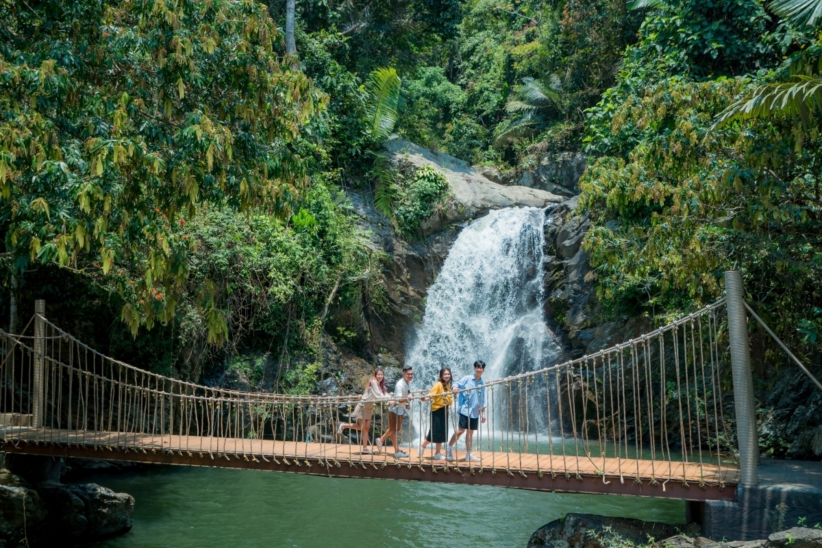giá vé Cổng Trời Đông Giang 