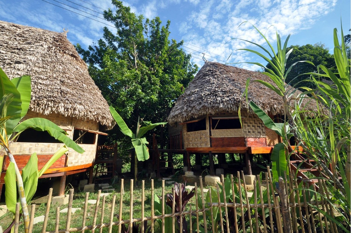 khách sạn ở Cổng Trời Đông Giang