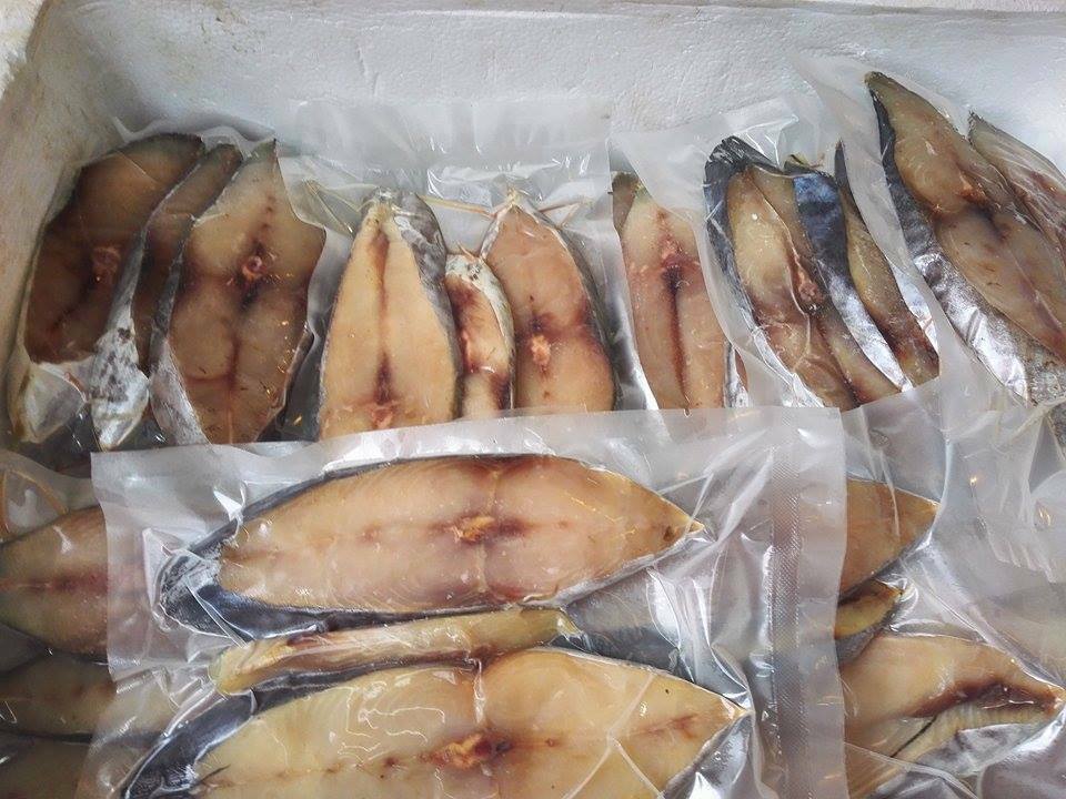 Đặc sản chợ Cồn mua về làm quà