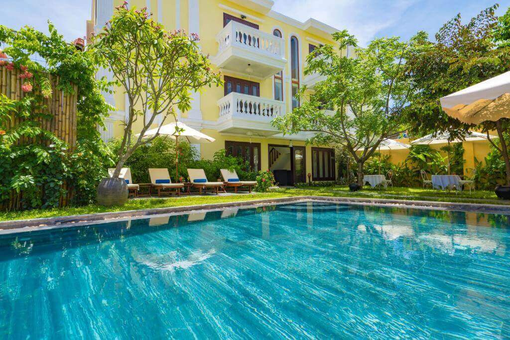 khách sạn gần trung tâm phố cổ hội an
