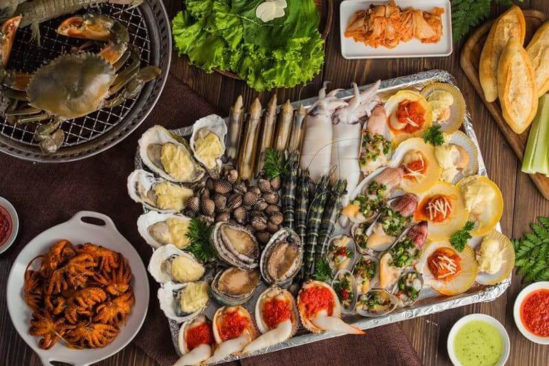Quan hai san ngon o My Khe Da Nang