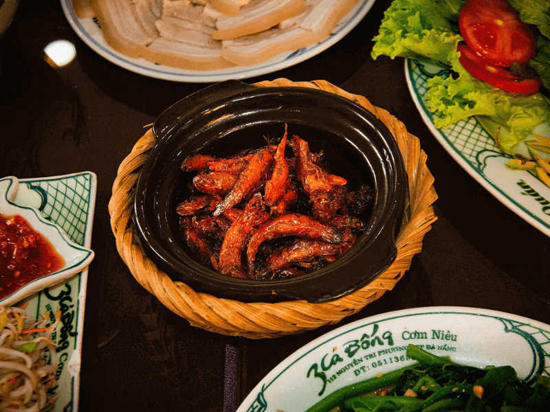 Quan com nieu da Nang ngon