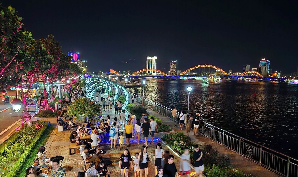 diem vui choi da nang ve dem