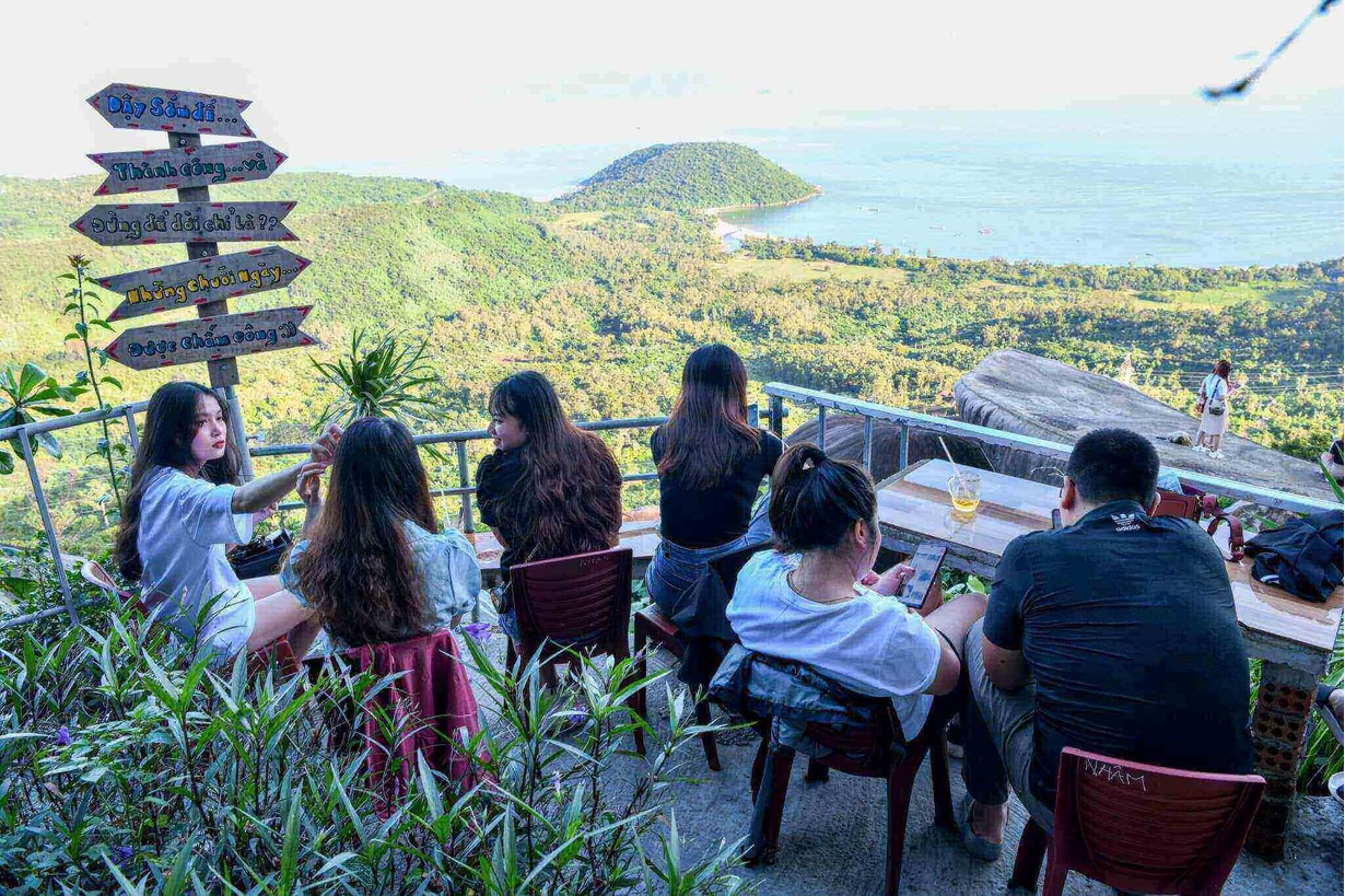 quan cafe view bien da nang