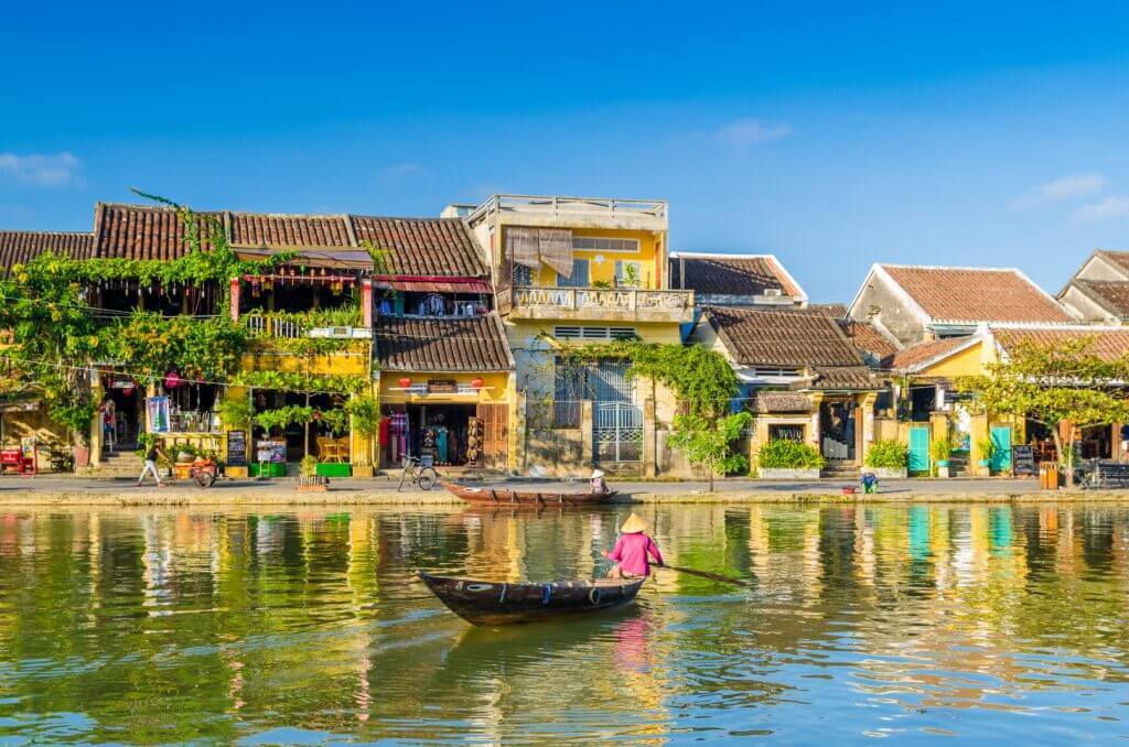 rung dua bay mau hoi an