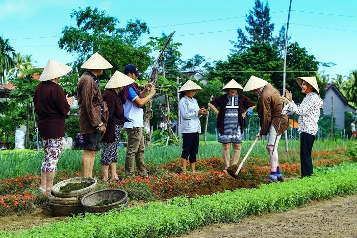 lang tra rau que hoi an