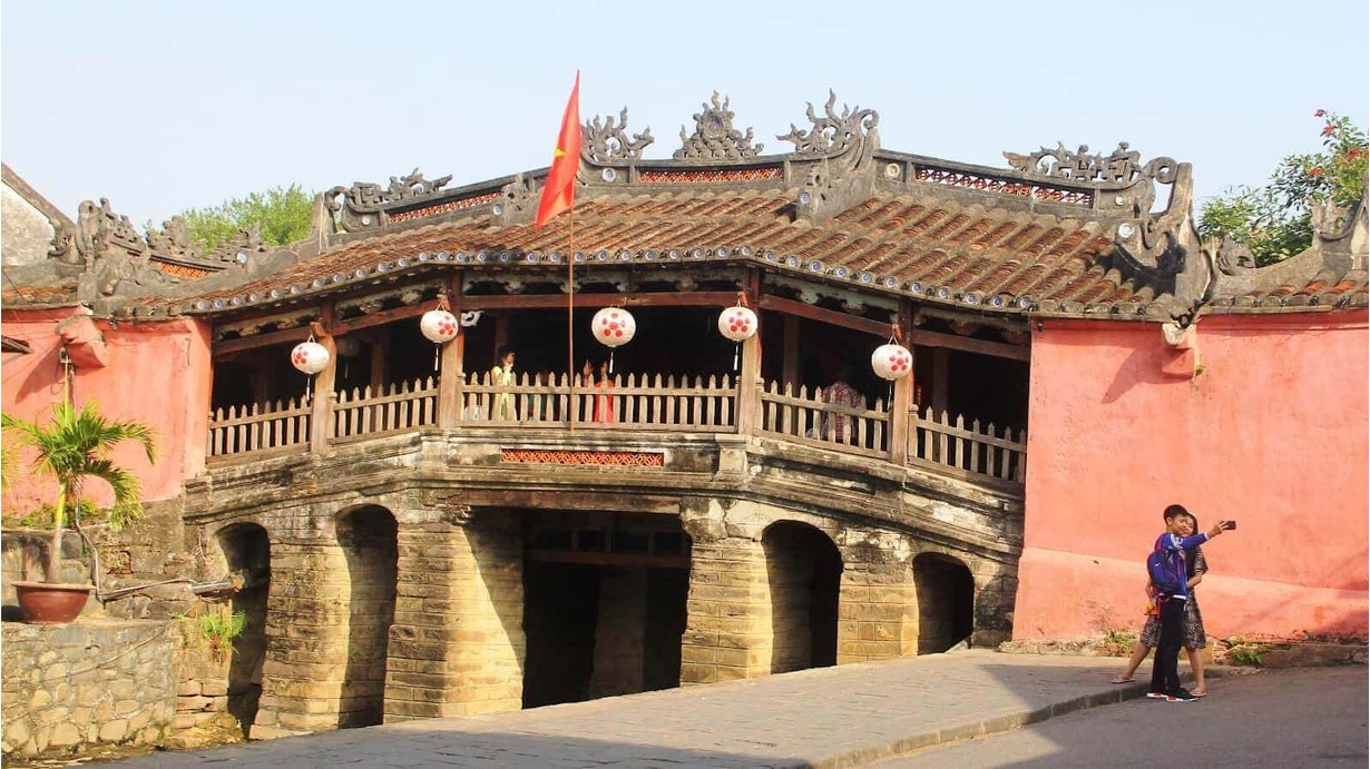 chua cau o hoi an