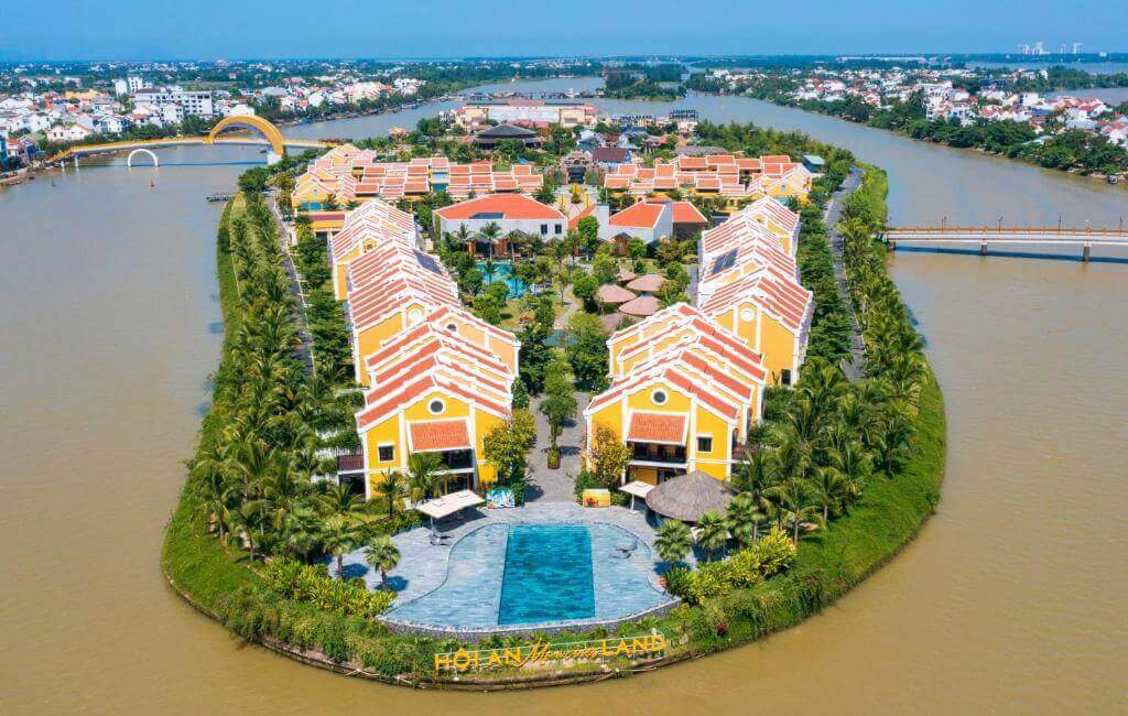 resort o hoi an gan bien