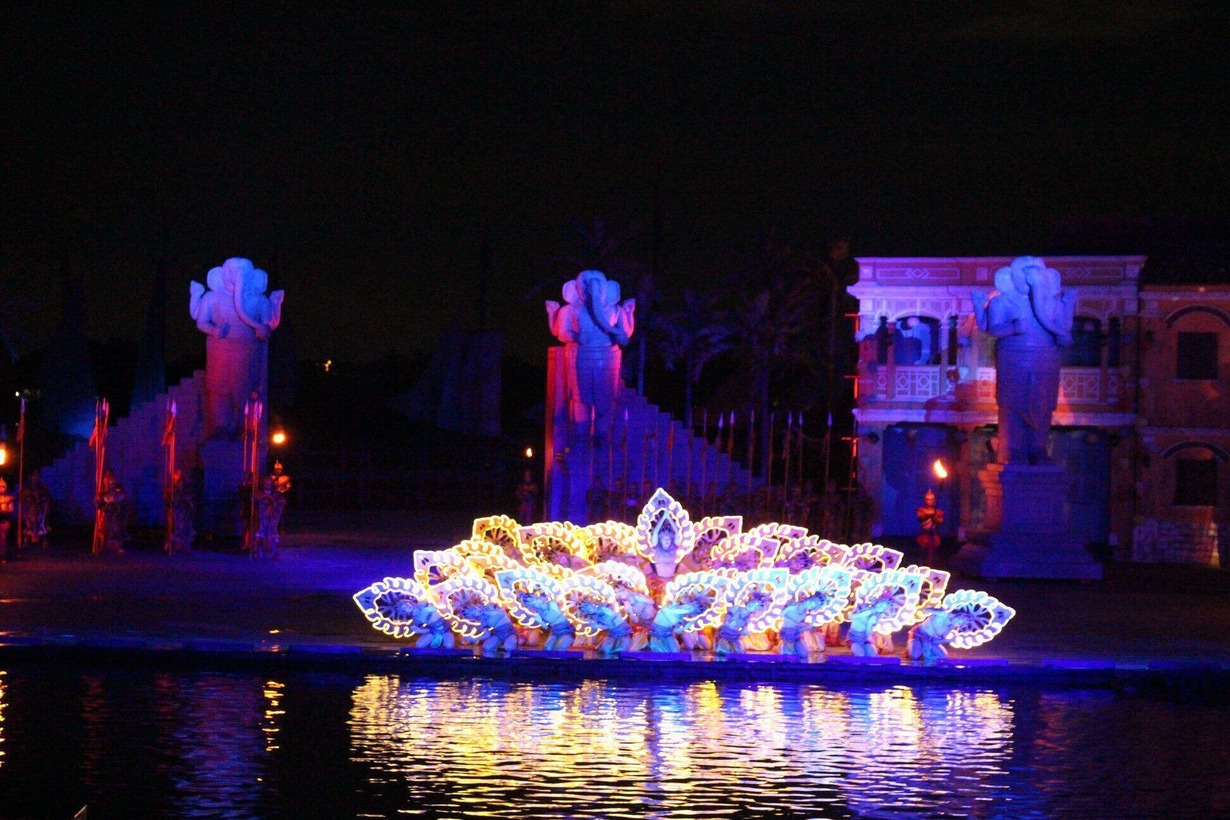 review Show Ky Uc Hoi An