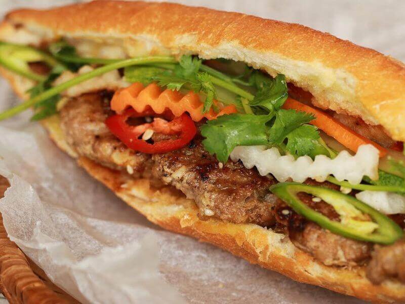 banh mi hoi an ngon