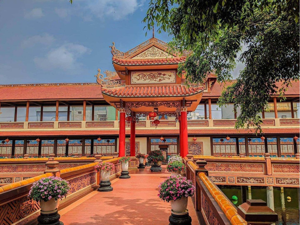 chua nam son cam le da nang